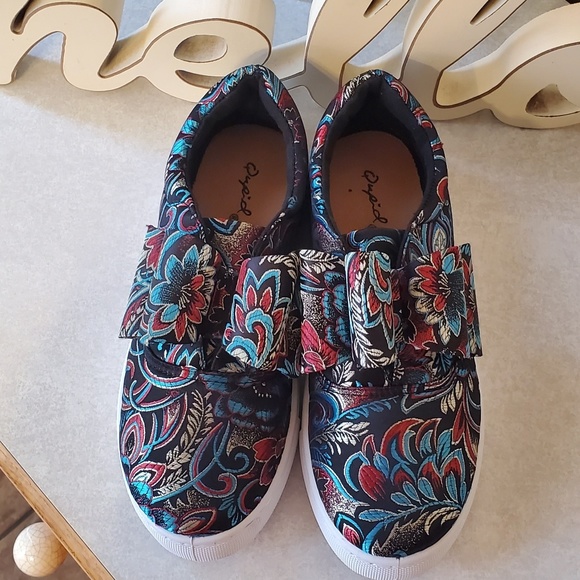 🆕️ Qupid~Floral Brocade Bow Slip On Sneakers - Picture 7 of 7
